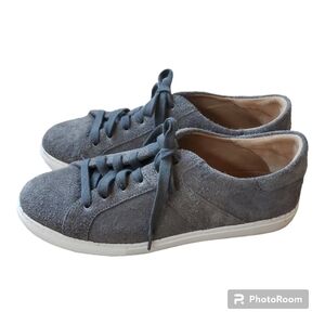 Trask Womens Gray Suede Sneakers. Size 10